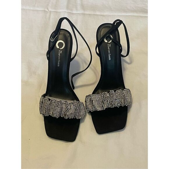 Journee Collection Women's Tru Comfort Foam™ Arlette Pump 9 - Picture 4 of 10